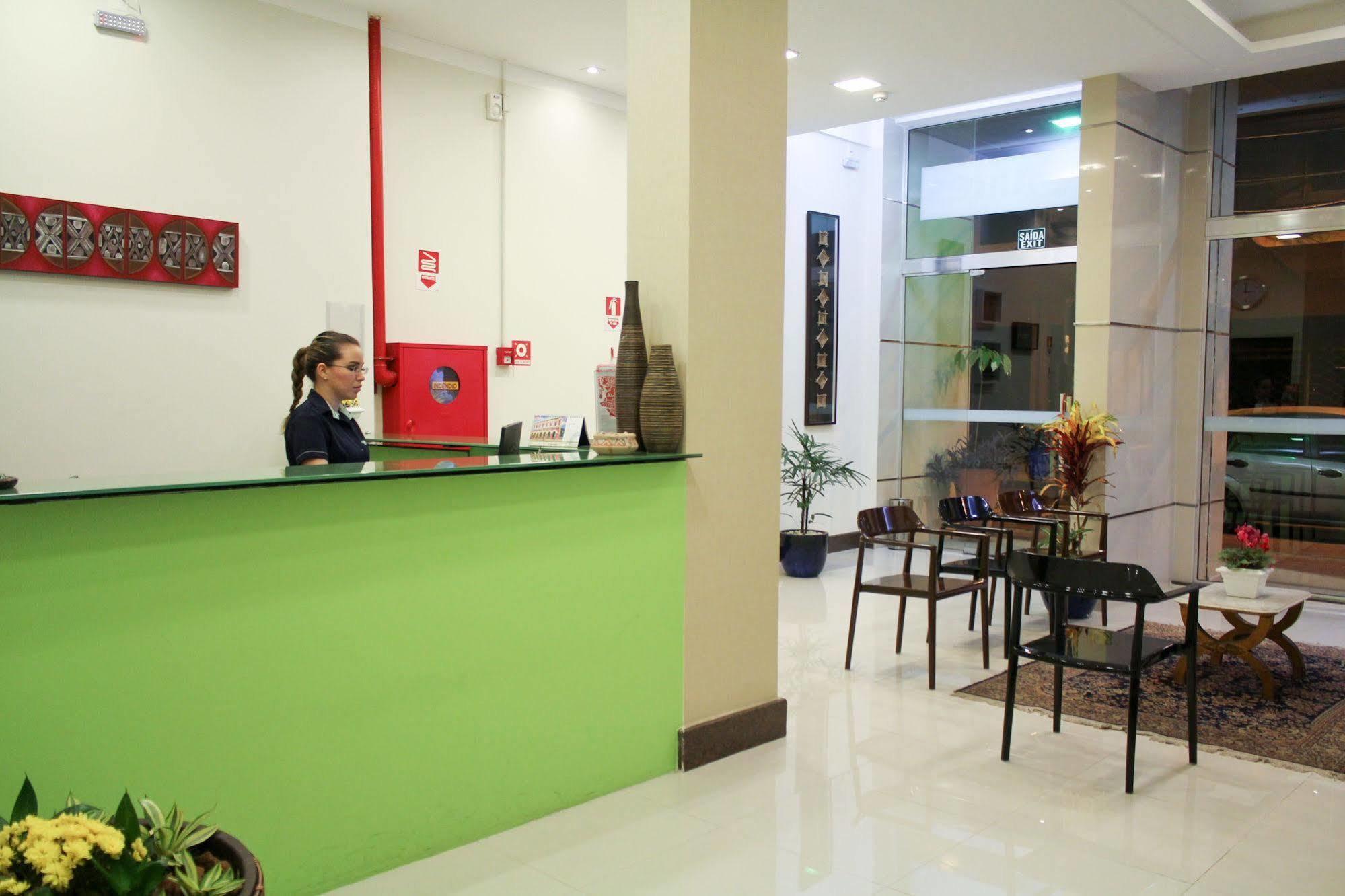 Oyo Ecosuites Hotel Manaus Exterior foto