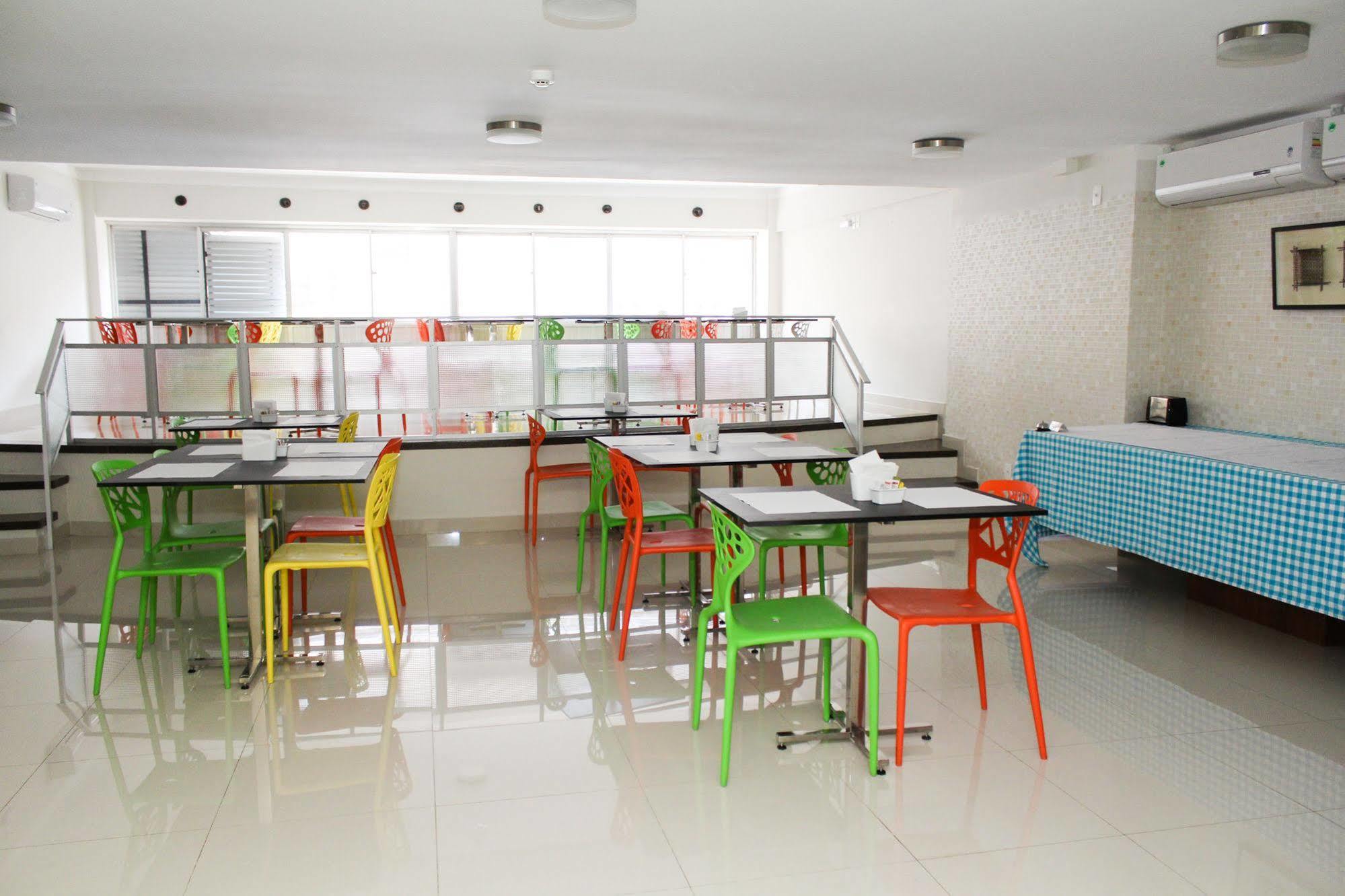 Oyo Ecosuites Hotel Manaus Exterior foto